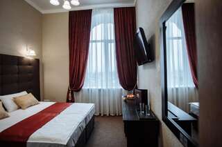 Отель Отель БЕССАРАБИЯ Измаил Двухместный номер Делюкс с 1 кроватью или 2 отдельными кроватями-3